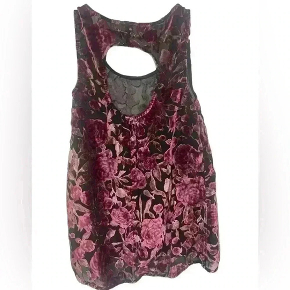 Modcloth Anthropologie Sleeveless Velvet Rose Pattern Top Size XS - Picture 7 of 11